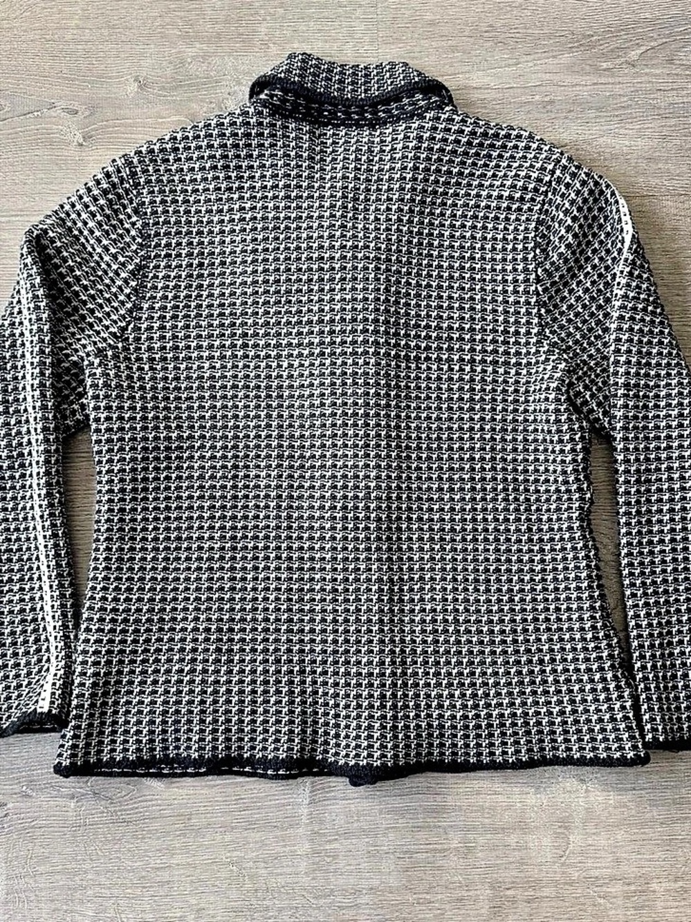 Willow Checkered Blazer in Black & White Like New - L - Picture 7 of 7